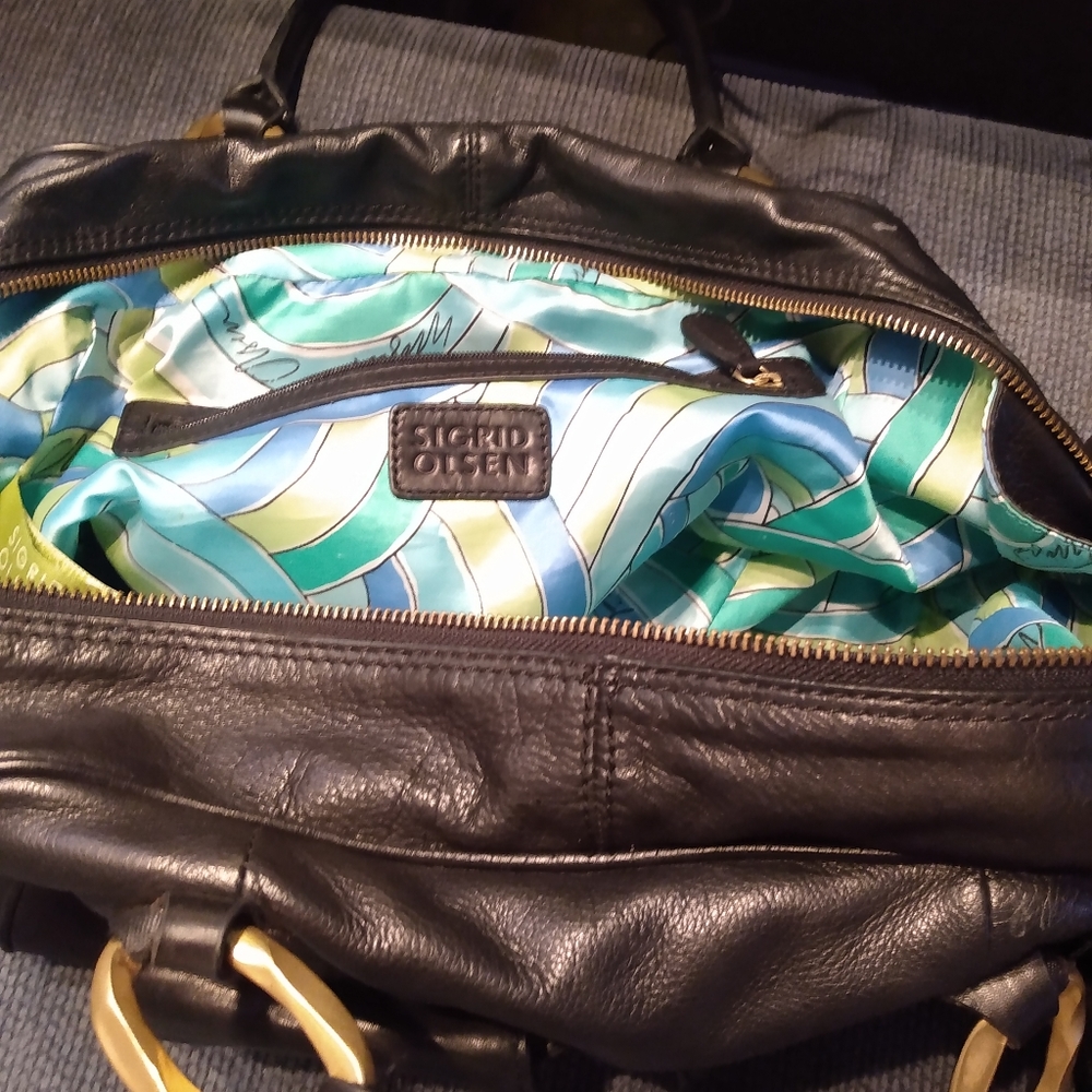 Handbag - Picture 2 of 6